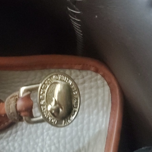 Selling this vintage handbag from dooney and burke. - Picture 6 of 6